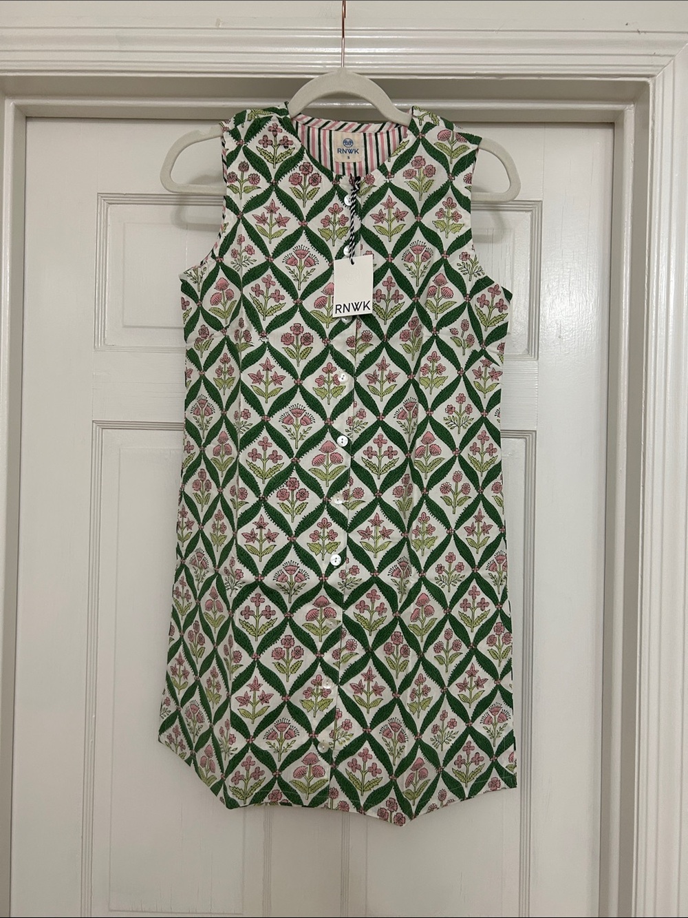 Renwick dress NWT